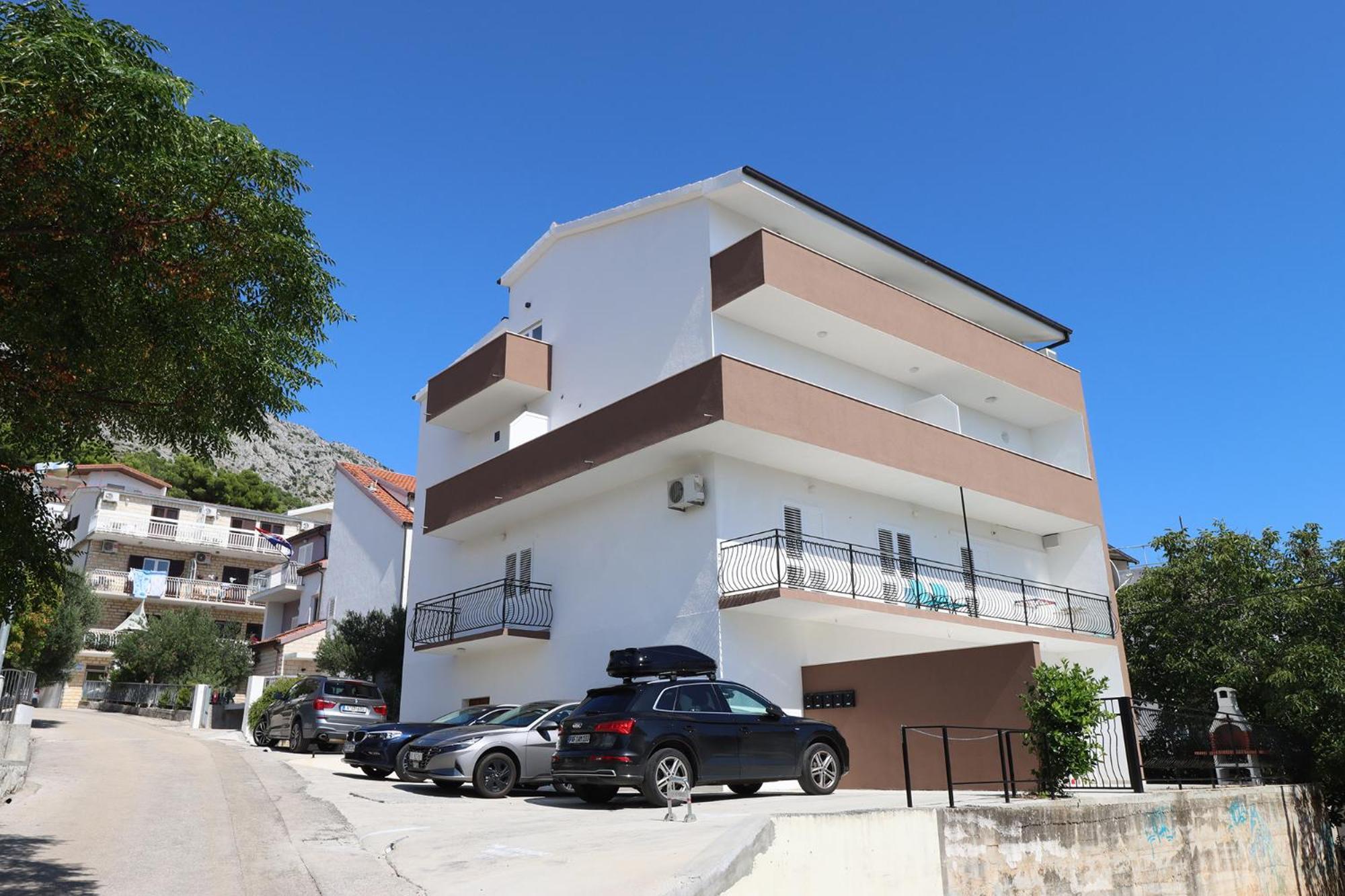 Emmi Nemira Omis Apartman Kültér fotó